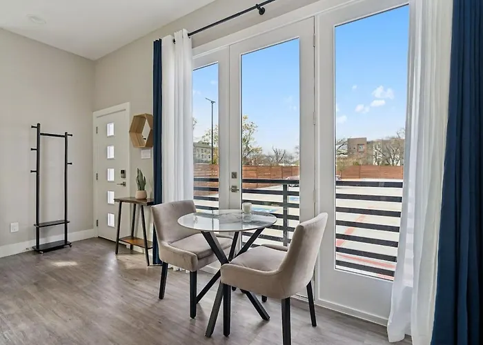 Apartment Cozy 1-bedroom With Ac In Charming Worth