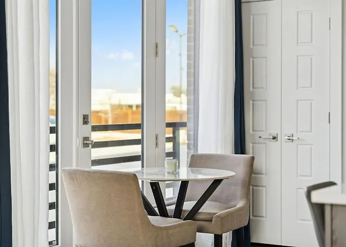 Apartment Cozy 1-bedroom With Ac In Charming Worth